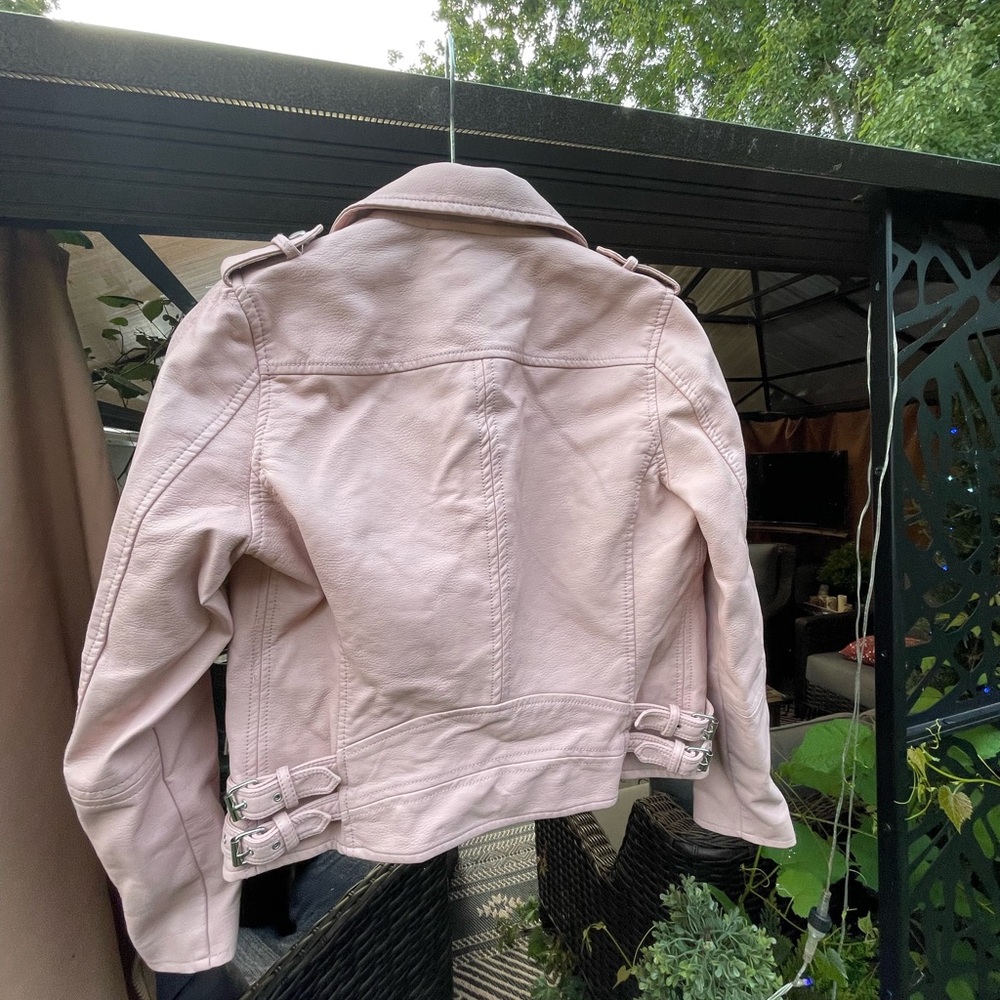 Blank NYC Women's Soft Pink faux Leather Jacket - Picture 2 of 3